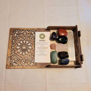 Reiki Chakra Crystal Boxed Gift Set - Align, Relax, and Energize Your Practice